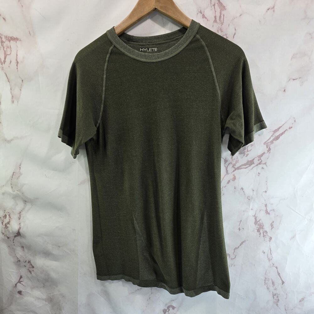 Hylete Shirt Mens Medium Green Short Sleeve Lightweight Seamless Active